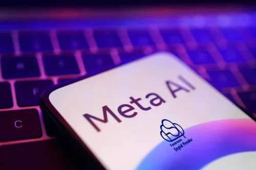 تحول استراتژیک متا برای تقویت هوش مصنوعی چت بات ها